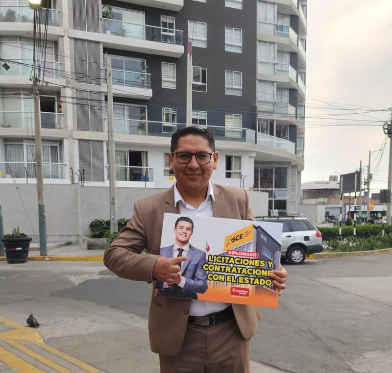 Mg. Fredy Silvestre Vargas