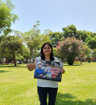 Mg. Mónica Olivas